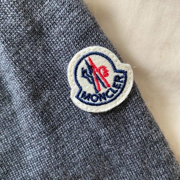 Moncler Logo Patch Gray Sweater - Picture 3 of 10